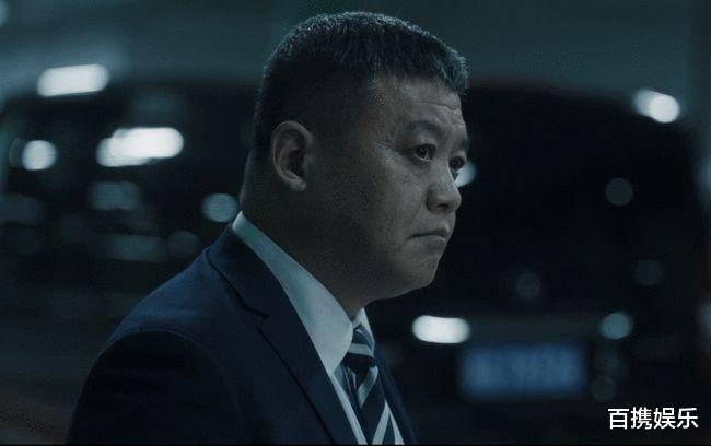 李成阳|《扫黑风暴》李丽涓和董耀的拉扯，终于让一些事情浮出水面了