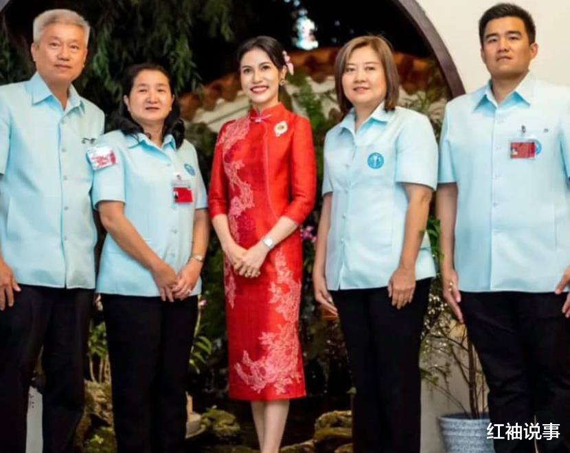 央视|69岁泰王主持公道，恢复诗妮娜被裁剪镜头，拆穿苏提达的小心机