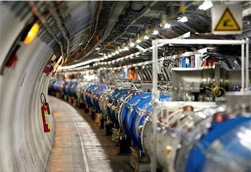 科学家 97岁杨振宁最后一战：宁可被骂，也要阻止我国研发此项目？