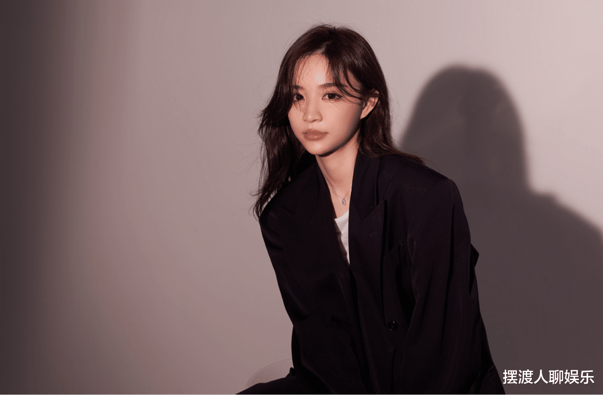 雪梨|雪梨彻底崩了，曾经火得一塌糊涂，如今店铺都惨遭关闭