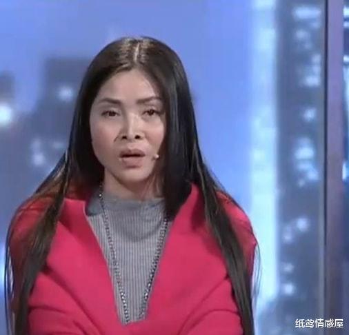 花心丈夫转走家里财产,妻子一查收款人,气的当即提出离婚