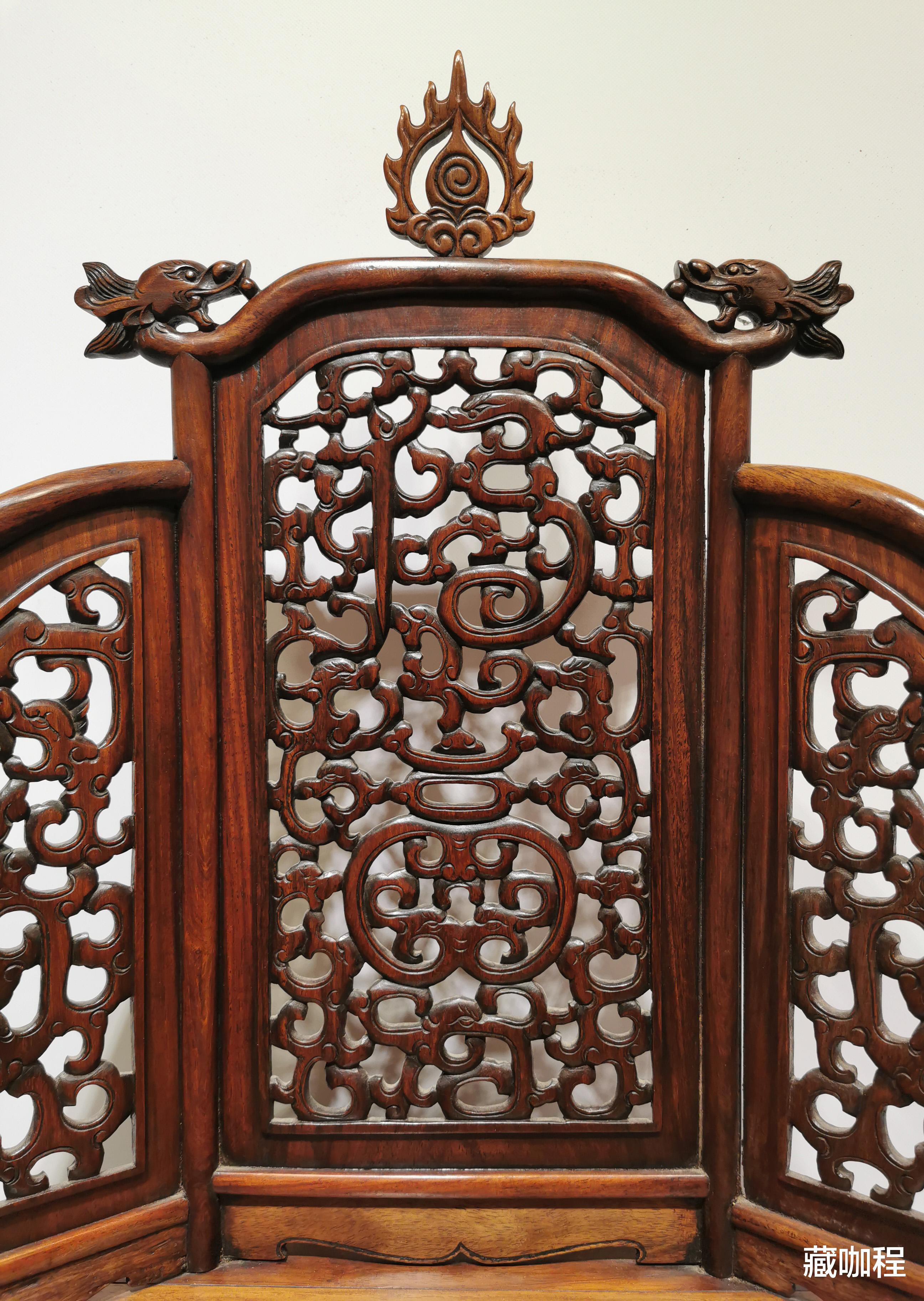 翡翠|?棕眼反差强烈，五屏风镜台是以为黄花梨