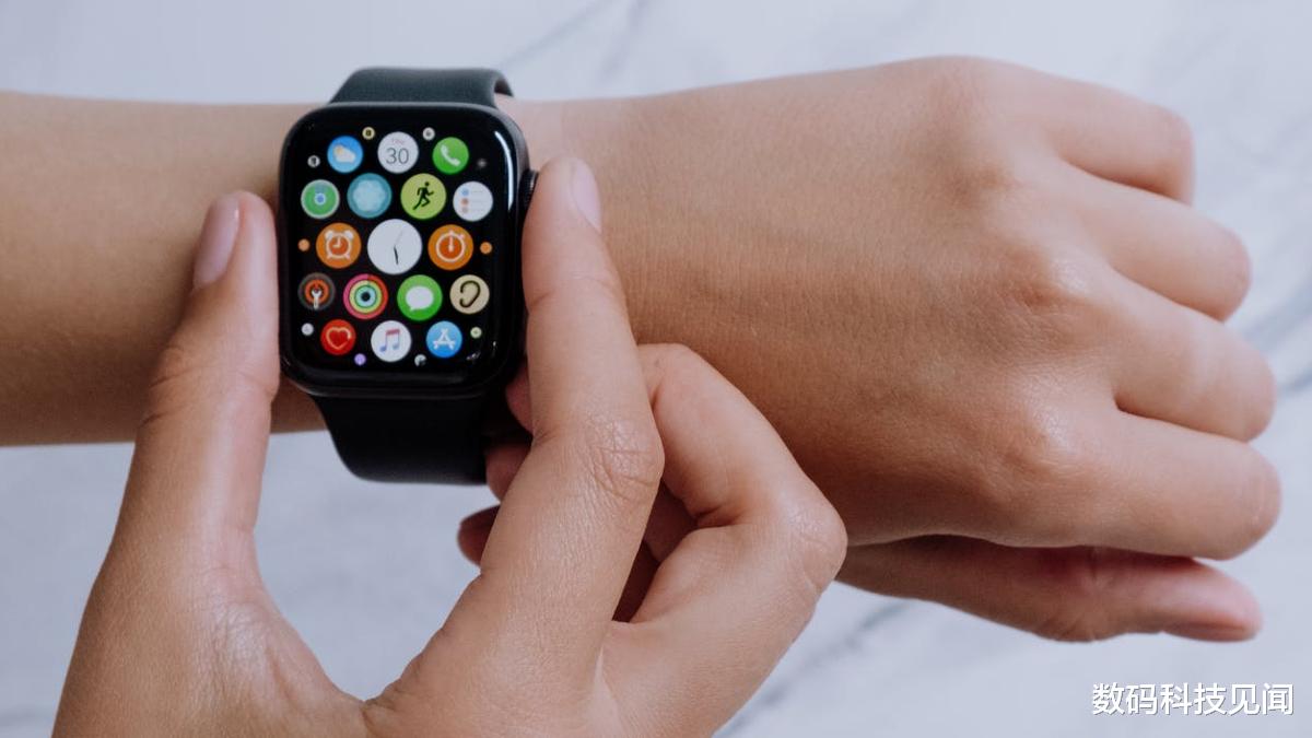 Apple Watch|为迎接新年,Apple Watch推出迎新年完美圆环挑战