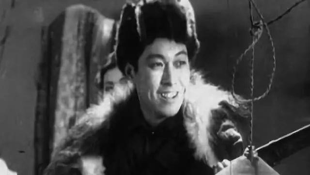 秦怡|苦命的秦怡：女儿反目，儿子打她，丈夫出轨亲妹妹，她只能原谅