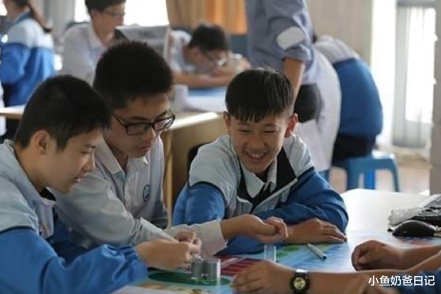 小鱼奶爸日记|双胞胎同时被北大录取，从未上过补习班，采访父亲后发现秘诀所在