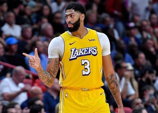 湖人隊|濃眉這下尷尬了，詹威合力打臉名嘴，湖人拒絕逆轉(zhuǎn)復仇雷霆