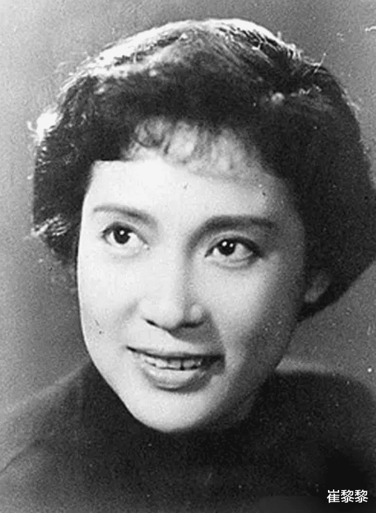 王子文|丈夫和妹妹出轨生下私生子后，秦怡与金焰分居30年，独自照料病儿