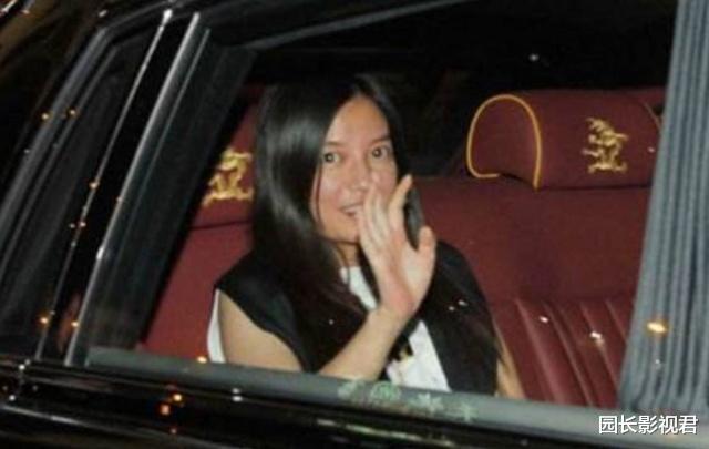 赵薇|赵薇连夜跑路？亲日辱华、坑害股民，被封杀一点都不冤