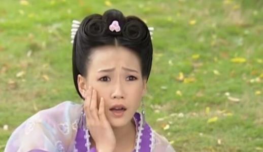 张本渝|“童年女神”张本渝当外卖员，穿工作服熟练打包盒饭，画面太辛酸