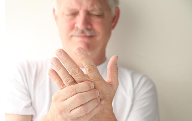 脑梗|血管\很爱\一种水,平时敞开喝,冲走血管\垃圾\,脑梗\避而远之\