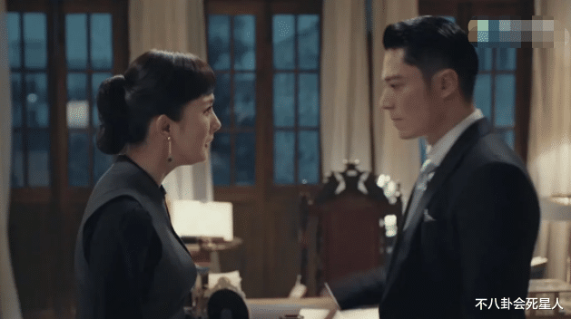 练练|含胸驼背、脖子前倾，上镜就成灾难，男星们该练练仪态了