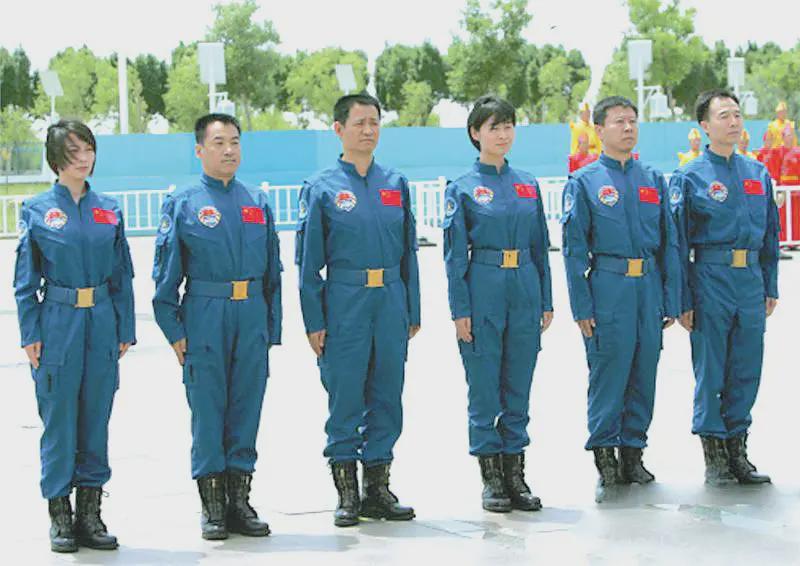 月亮 中国航天员的选拔标准有多难？