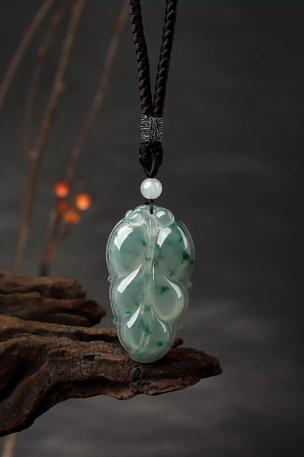 |翡翠界中的“金枝玉叶”，原来是它。