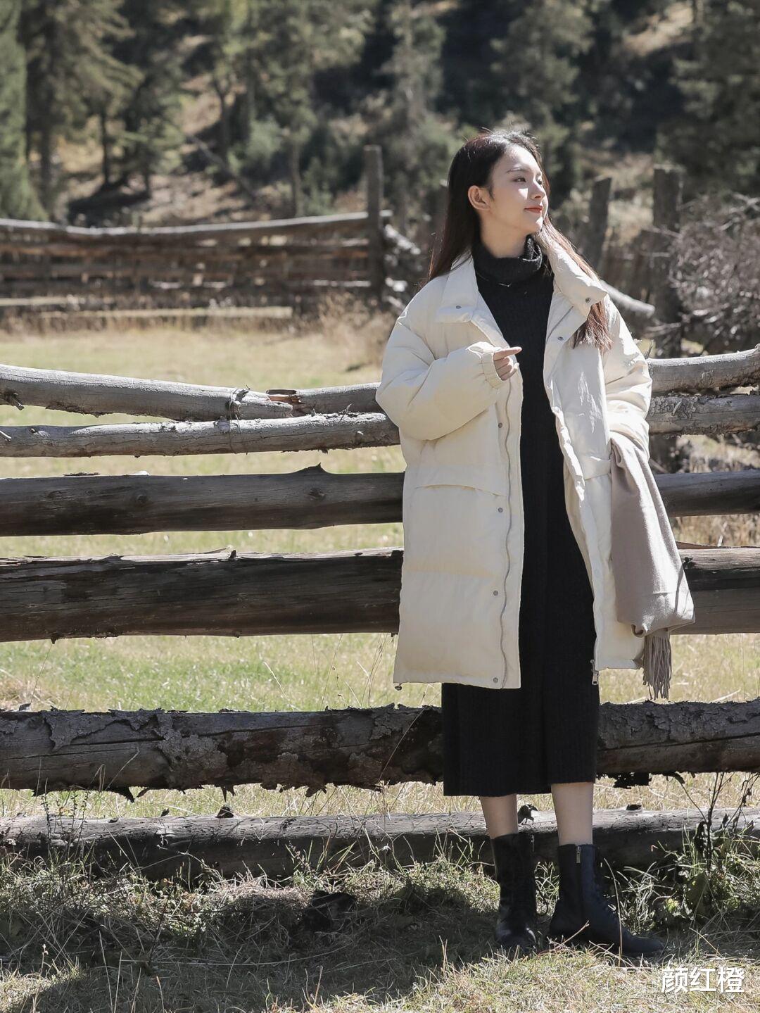 颜红橙 降温后穿“羽绒服”更暖和,这些基础款单品值得借鉴,保暖又洋气