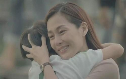 全能辣妈plus|“妈，你为啥不照顾生病的奶奶? ”妈妈的回答虽得体，却万分无奈