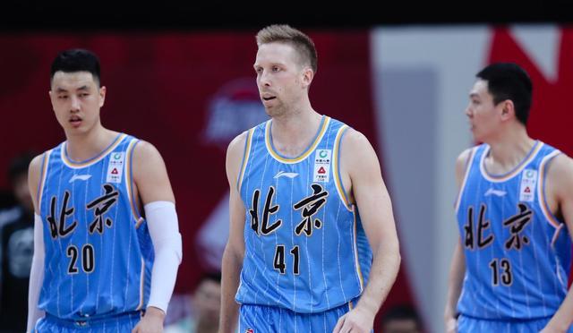 邹雨宸|邹雨宸争夺战！北控力压首钢排第2，最大潜在下家无悬念？