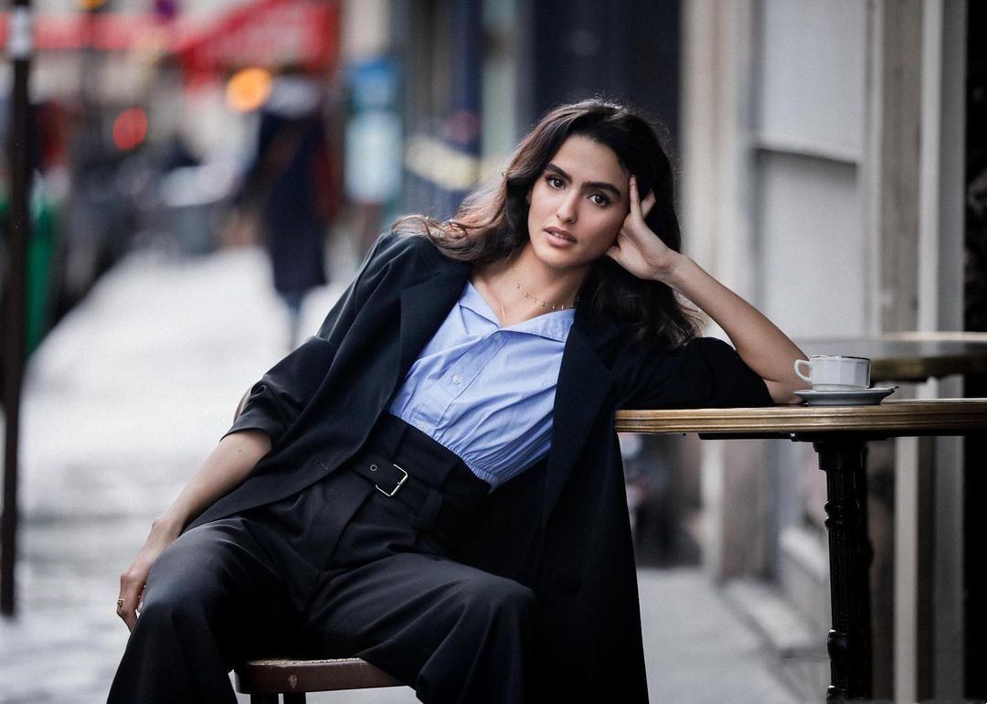 穿衣搭配|仅158cm高、一个孩子的辣妈,看她的职场穿搭,值得中年女人借鉴