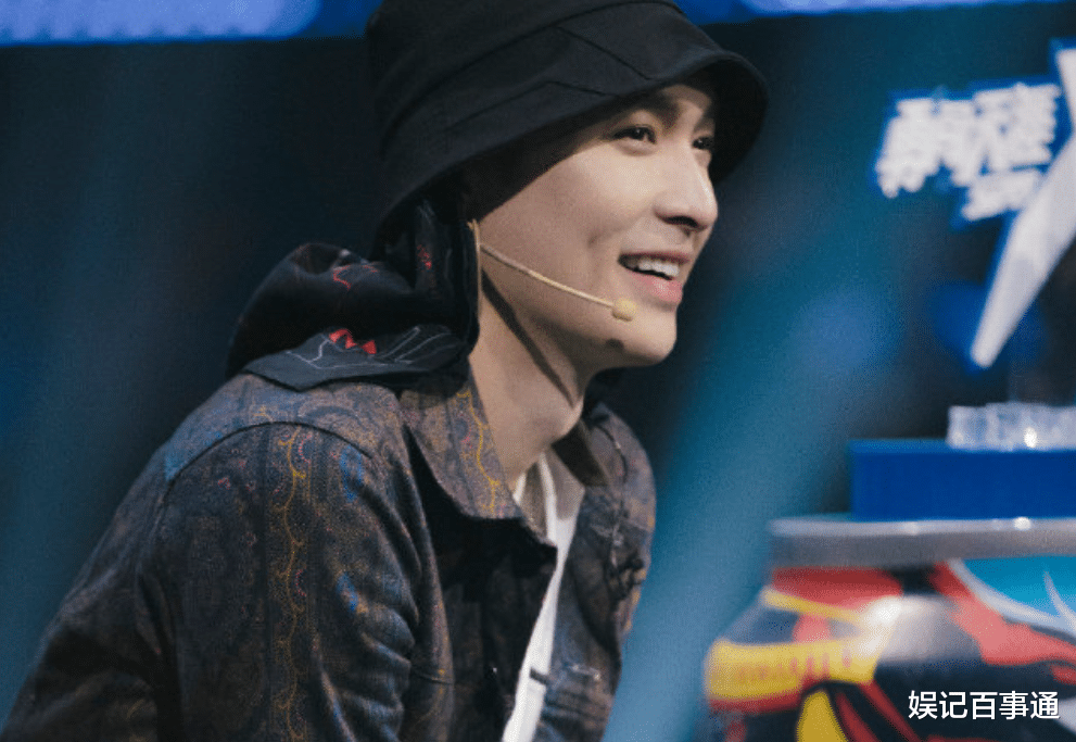 张艺兴|张艺兴新音乐专辑《东》，让人为之震撼，尽显音乐的魅力