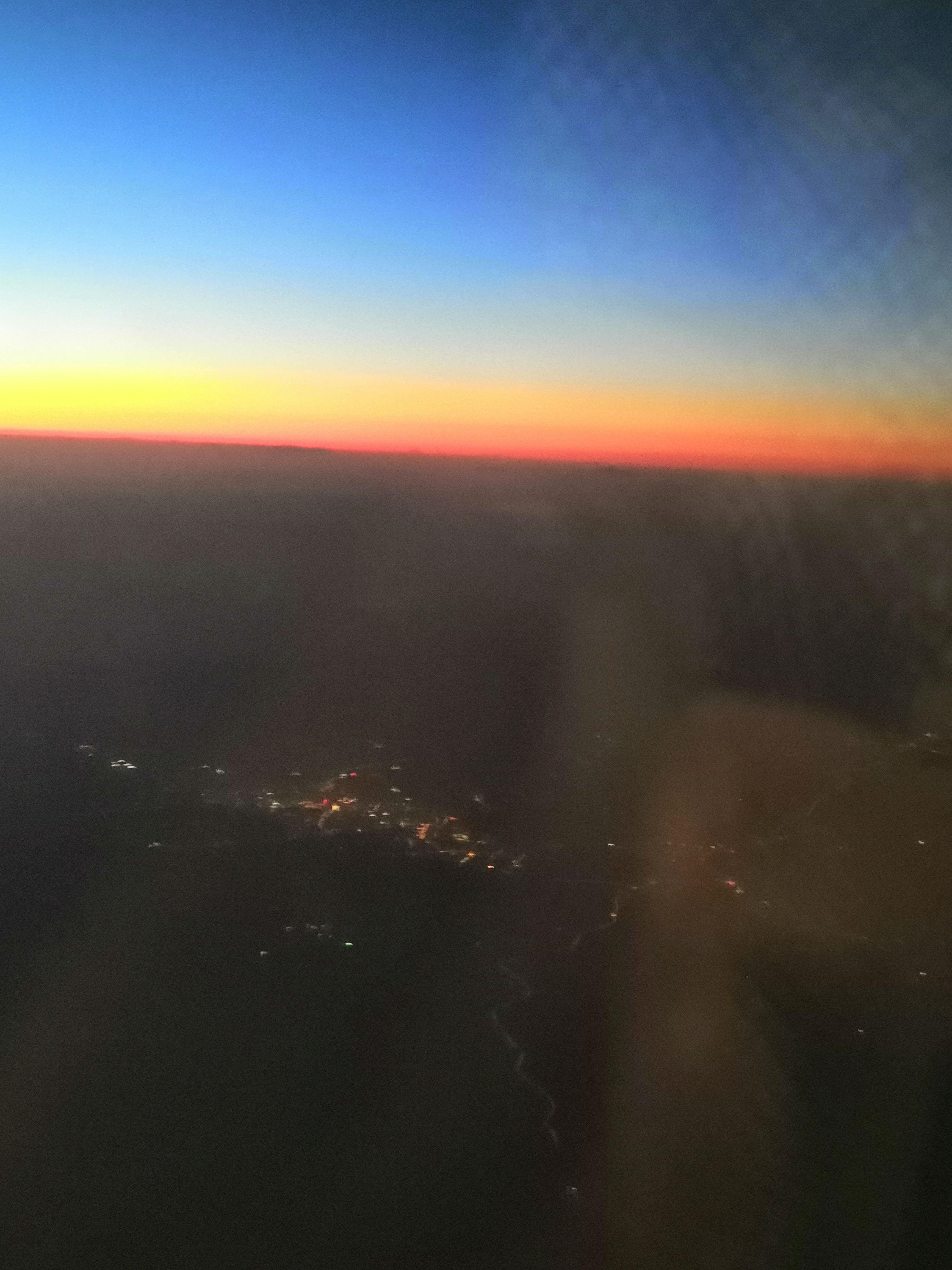 szfreeman 来鹤城遭遇大雪，晚上仔细听，还能听到雪飘落的声音