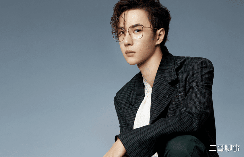 哈珀·贝克汉姆|不得不说，王一博不努力进步，不继续红对不起他们的期待