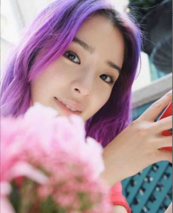 萧亚轩|42岁女星17年交往18个男友，“鲜肉菩萨”绝非浪得虚名！