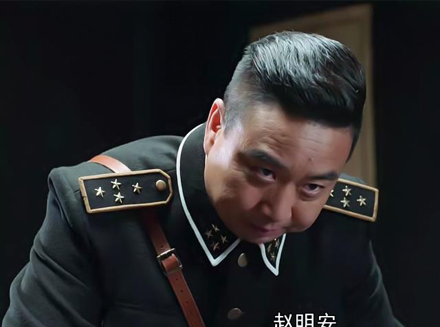 铁道风云|央视也开始播烂剧了？全员发胶大油头，《铁道风云》变“时尚秀”