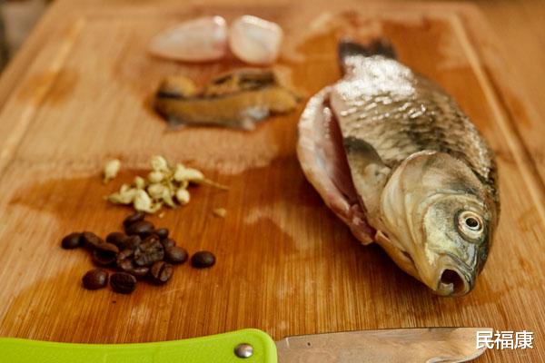 秋燥|秋天进补,应该选择鸭肉or鱼肉?体质虚弱的人,应该怎么吃?