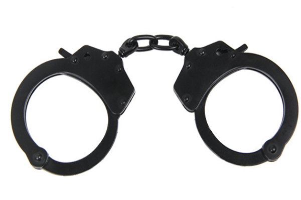 小点看世界 在丈夫面前被侵犯，杀人抛尸，罪犯：就是看她长得漂亮