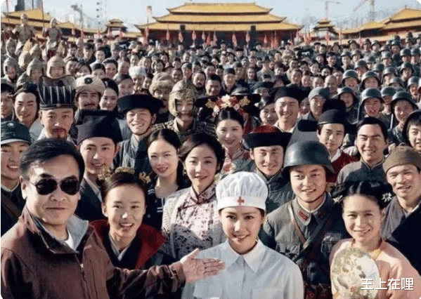 张柏芝|横店20万群演的现状：校花美女“泛滥成灾”，光棍懒汉的天堂