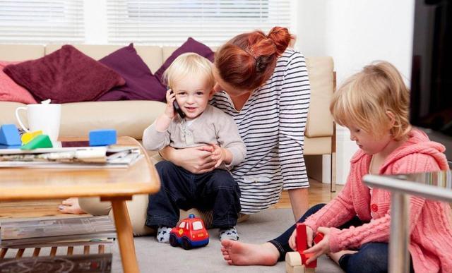 母婴参考|娃随母姓到底好不好?不仅关系性格,民法典规定,姓错或上法庭