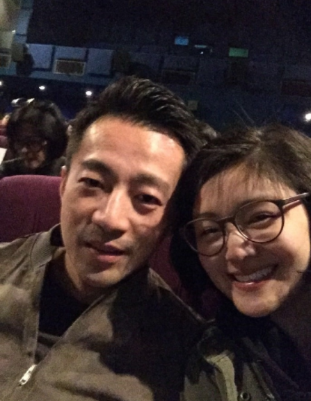 大S|大S官宣离婚，小S评论鼓励姐姐幸福快乐的言论，和老公态度一致