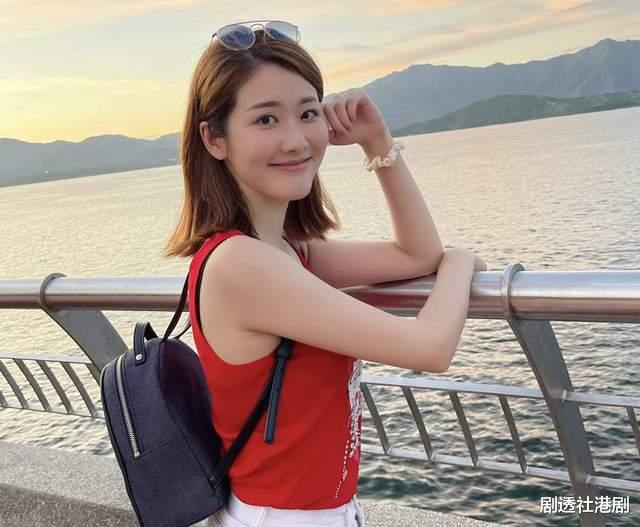 邓佩仪|TVB高颜值小花被曝耍大牌遭雪藏，十个月无剧可拍，或将约满离巢