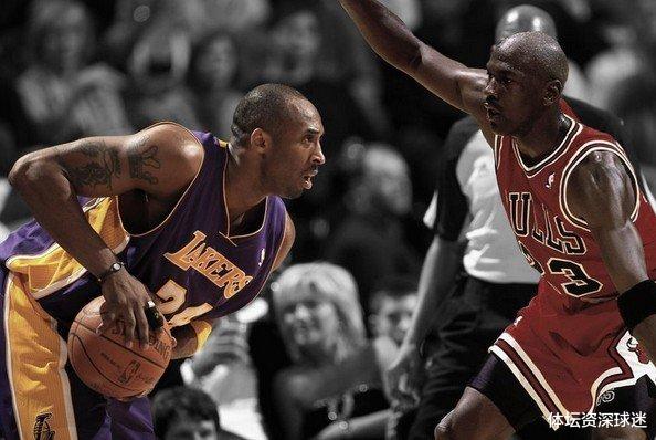 最强阵容|谁说NBA历史最强阵容是“魔皇神佛鲨”？历史这五位超巨组队能一战
