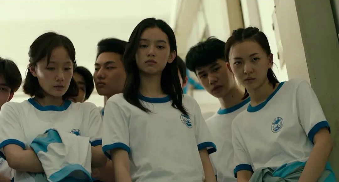 虎说百态聊 “被未成年用水瓶塞下体后，我的全裸受虐视频在朋友圈疯传”