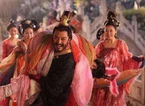 曹操|曹操7个的女儿年轻貌美，为何全嫁给一个男人，他有何独特之处？