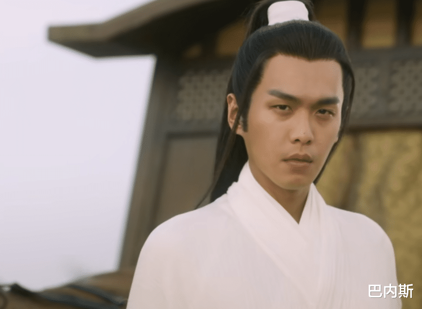 徐凤年|当徐凤年被呵呵姑娘打吐血时，建议打开弹幕，爽到天灵盖飞起