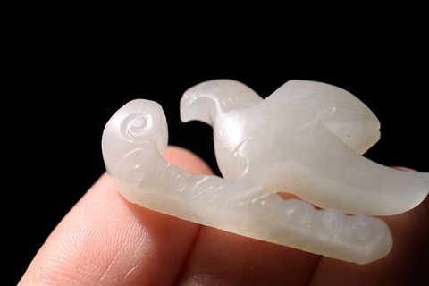 和田玉籽料|灵猴随身佩>