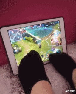 |“我叫诸葛,我爸希望我前途光亮,所以我叫什么?”忍不住了!