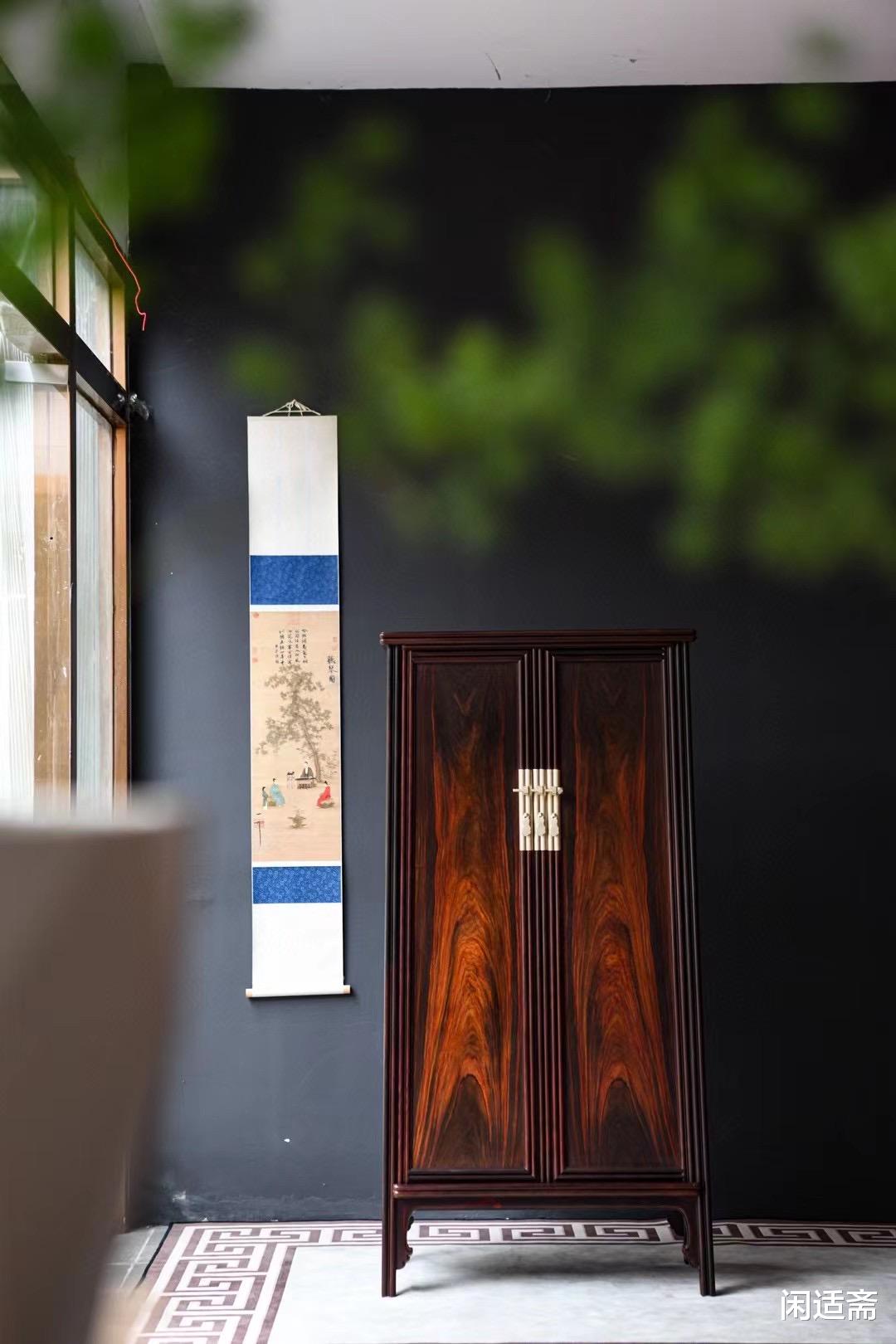 沉稳隽永，大红酸枝，瓜棱素面圆角柜