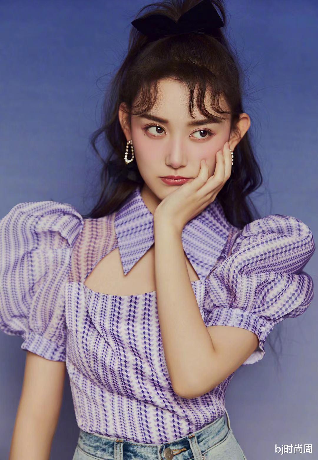 穿衣搭配|蒋依依所选择的这一身穿搭忒好看，超适合学生们穿哟