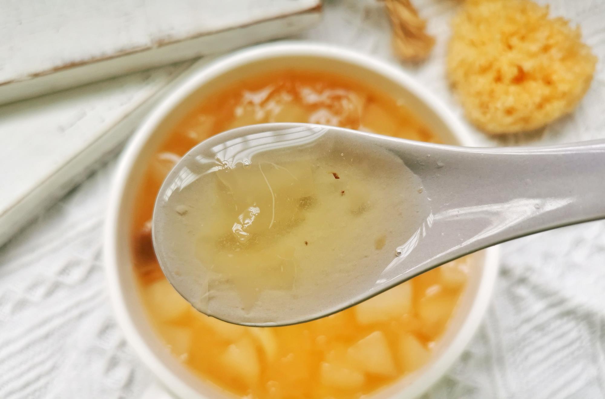 银耳|立秋后，喝豆浆牛奶不如喝它，清热去火降秋燥，一天一碗超滋润