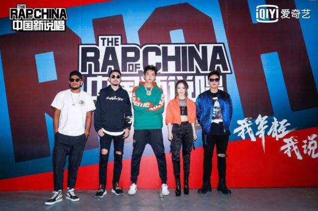 邓紫棋|时隔那么多年邓紫棋再穿黑丝皮裤，但这次一点都不辣眼睛呀！