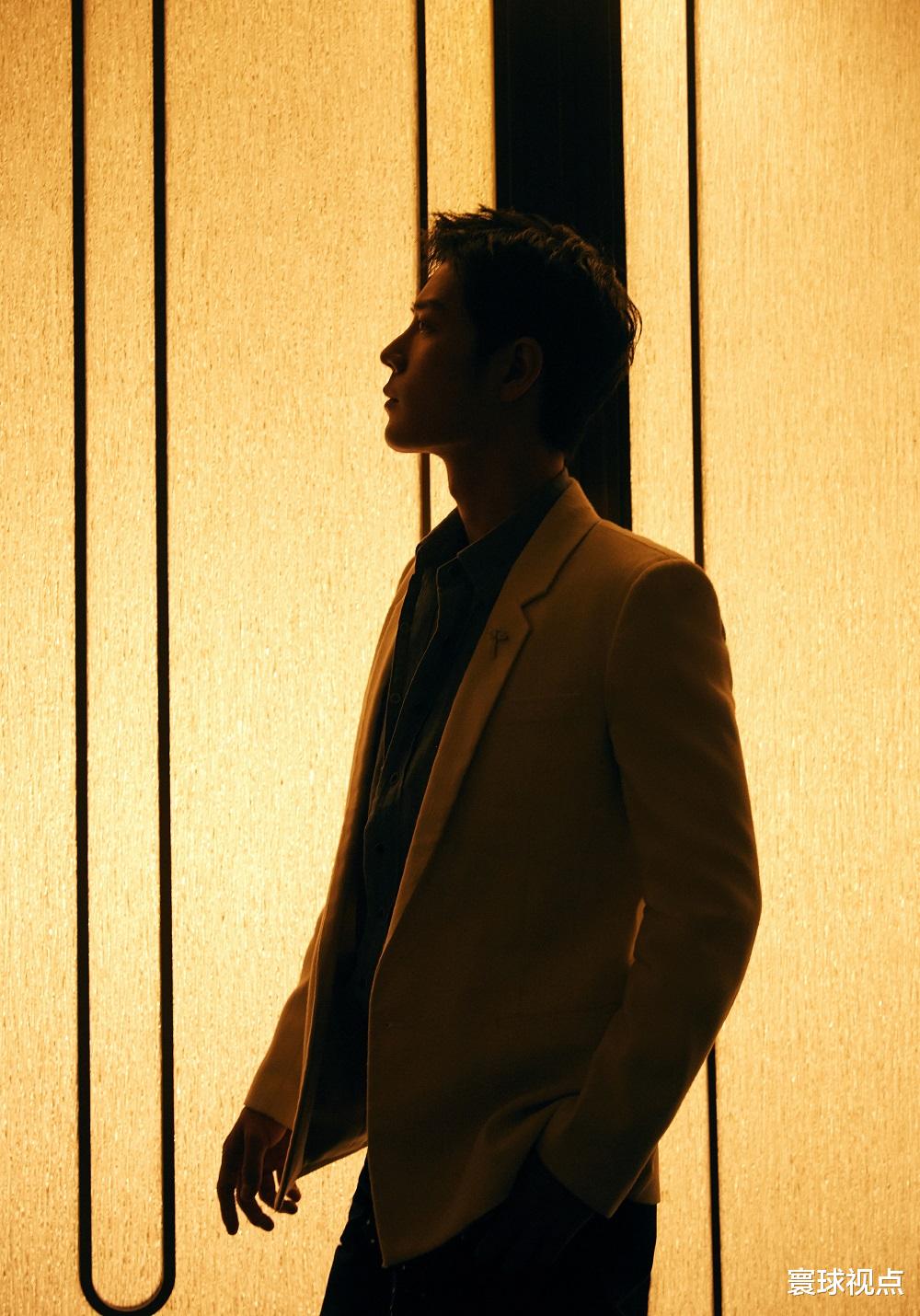 肖战|肖战下一部剧迟迟未定，优质商务持续进行，今年或将收获三十个