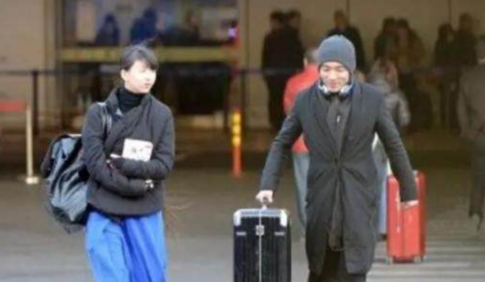 小彩旗|春晚上一“转”成名，自称不想当第二个杨丽萍，小彩旗后来怎样了