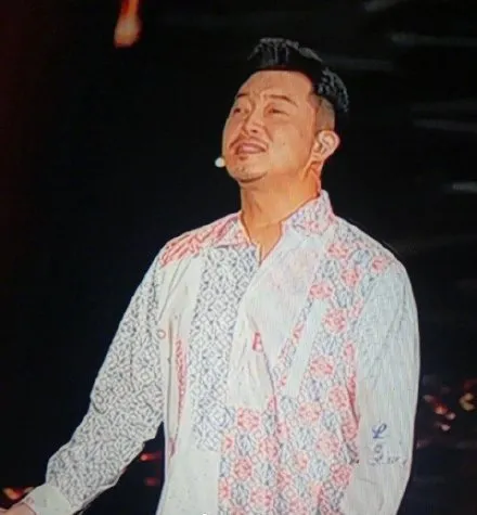 黄磊|这脸碰瓷吴亦凡？他果然没吹牛啊