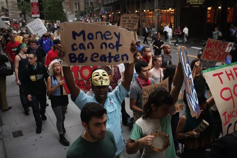 紐約年輕人計劃“重新占領華爾街”：金融巨頭們應該進監獄！-圖3