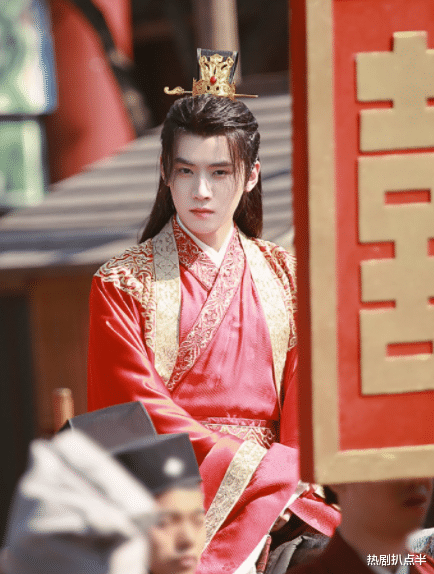 梁汉文|张雨绮男友晋升成“古装丑男”，求求“外行人”不要祸害古装电视剧了！