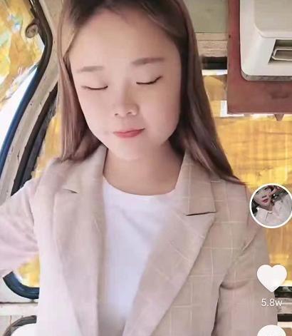 徽州 网红从100米高塔吊坠亡，两女儿才上幼儿园，骨灰盒进不了家门