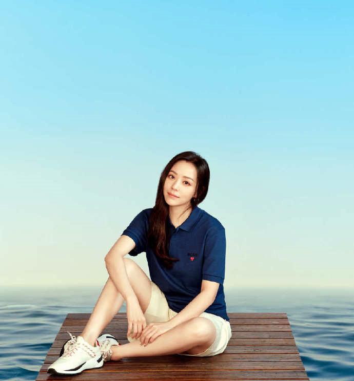 长脖子爸比说|张靓颖高调和辱华品牌合作，借“公益”抵挡骂名，妄想名利双收？