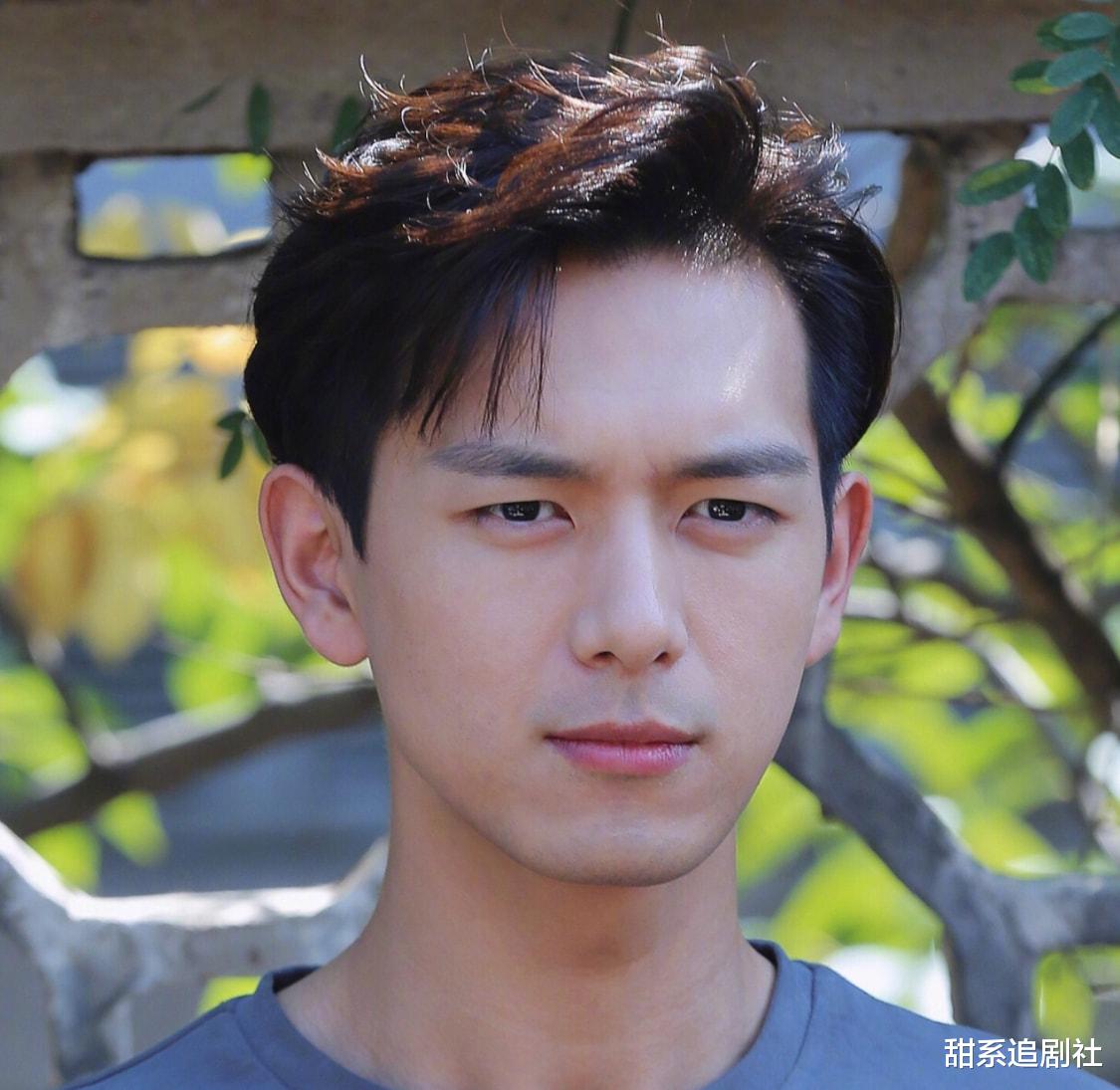 宋茜|《古董局中局》撤档半年后重来，是品相太好？还是“难见人”？